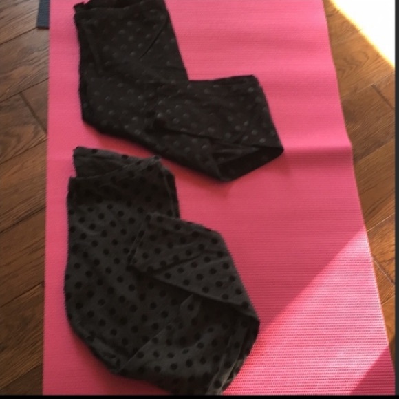 HUE Black Polka Dot Leggings 2 Pairs M - Picture 6 of 11